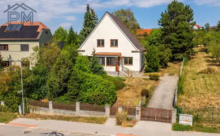 Prodej domu 244 m² s pozemkem 1 993 m², Babice nad Svitavou, okres Brno-venkov