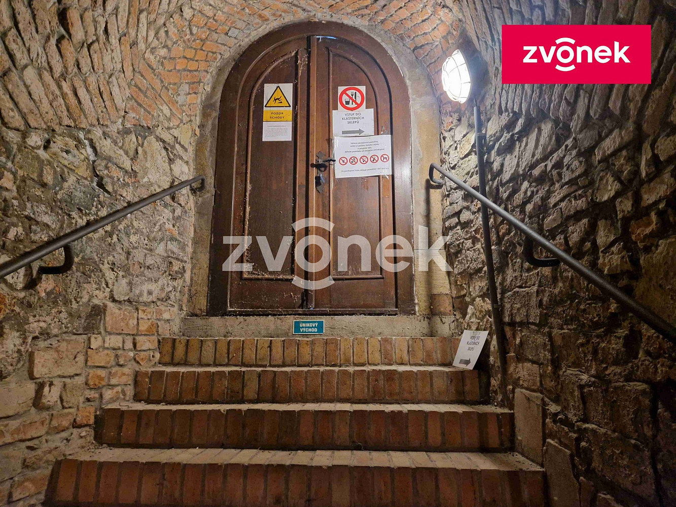 Pronájem obchodních prostor 650 m² – fotografie 5