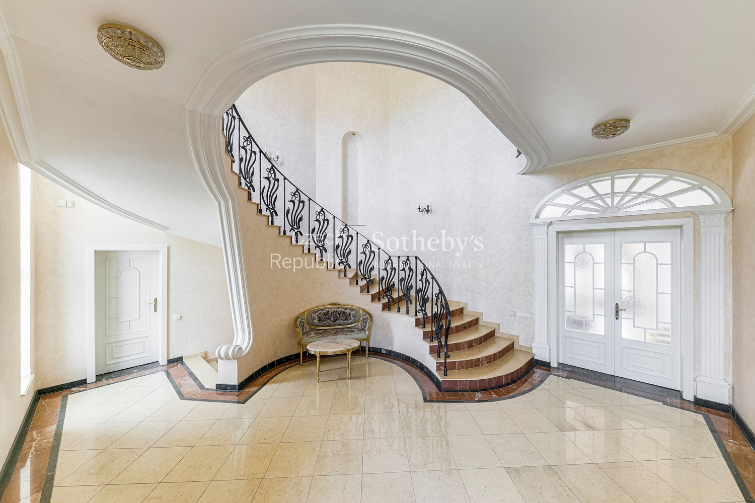 Prodej domu 975 m² s pozemkem 3 574 m² – fotografie 5