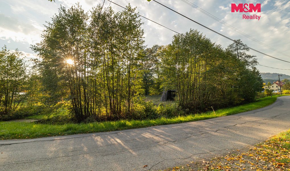 Prodej stavebního pozemku 1 655 m², Kunratice u Cvikova – náhled fotky 4