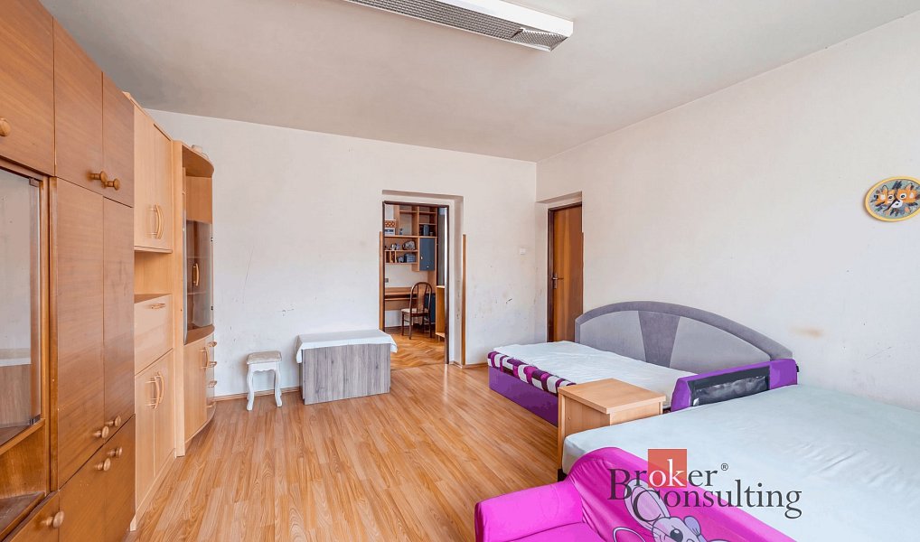 Prodej domu 220 m² s pozemkem 493 m², Blučina – náhled fotky 48