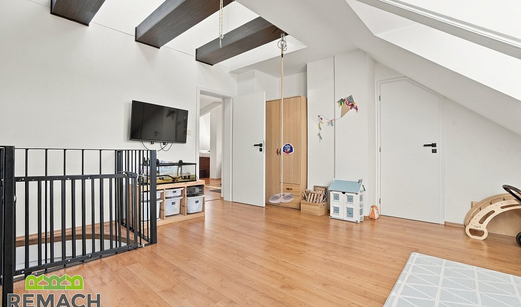 Prodej bytu 4+kk 112 m², Staré Město – náhled fotky 10