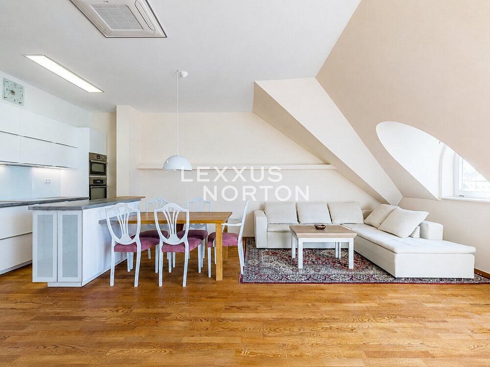 Pronájem bytu 4+kk 150 m²