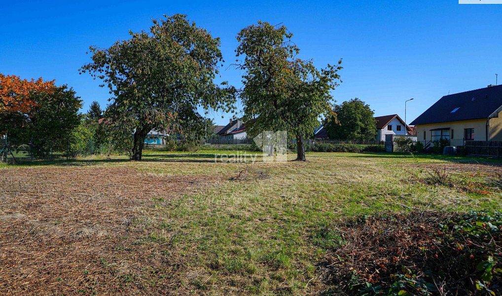 Prodej stavebního pozemku 2 231 m², Jesenice – náhled fotky 4