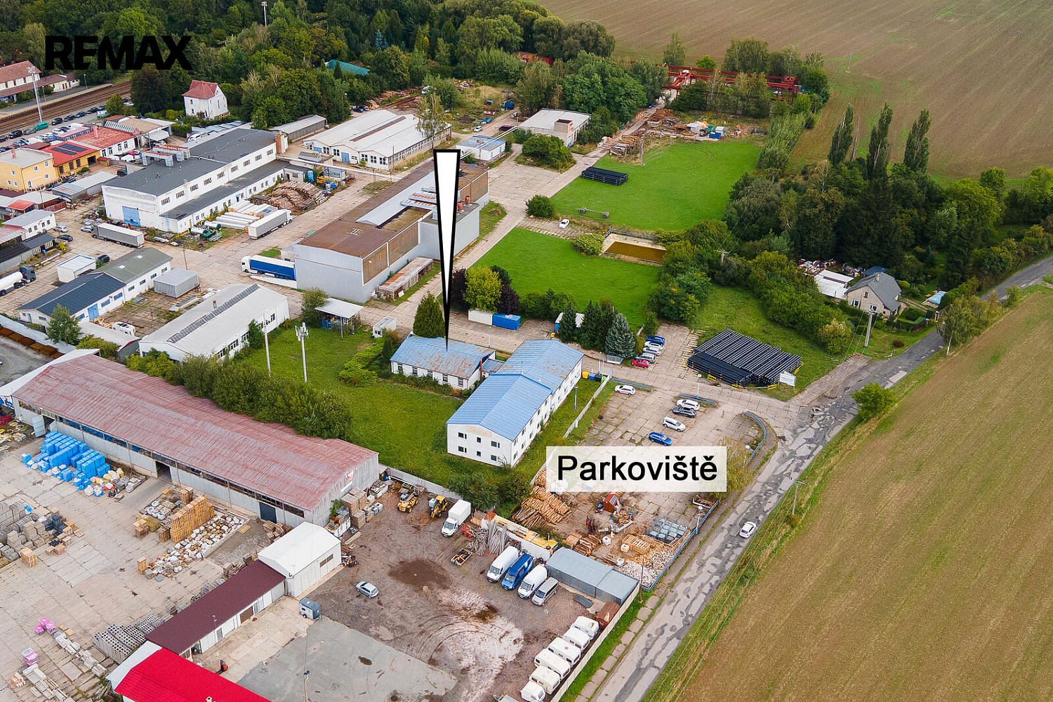 Pronájem obchodních prostor 200 m² – fotografie 2