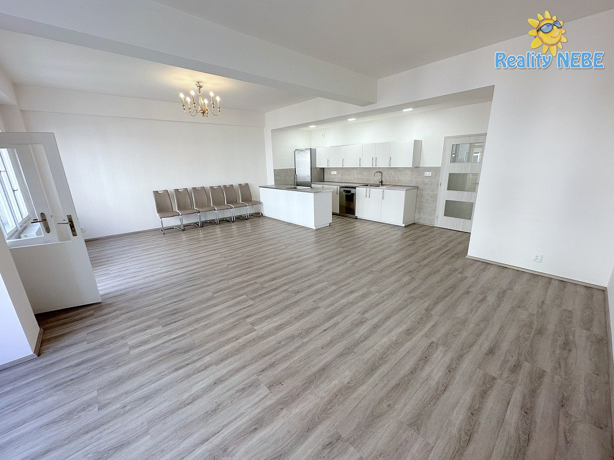 Pronájem bytu 3+kk 114 m²
