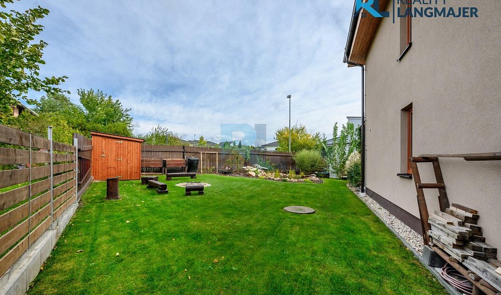 Prodej domu 183 m² s pozemkem 724 m², Plzeň – náhled fotky 49
