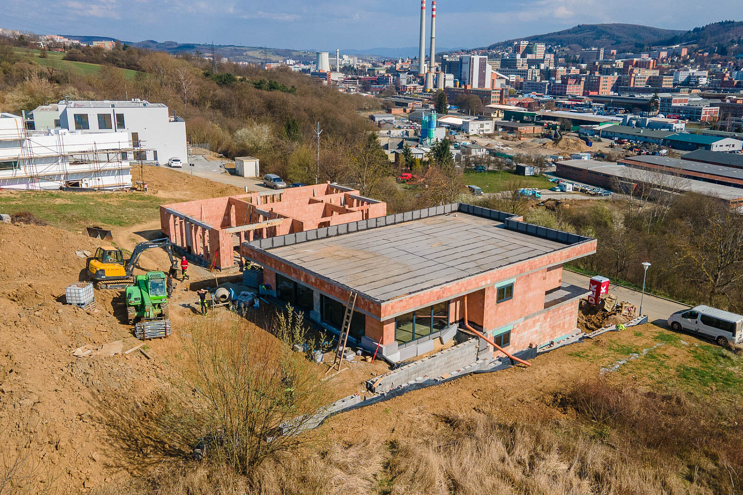 Prodej domu 292 m² s pozemkem 759 m² — photo 2