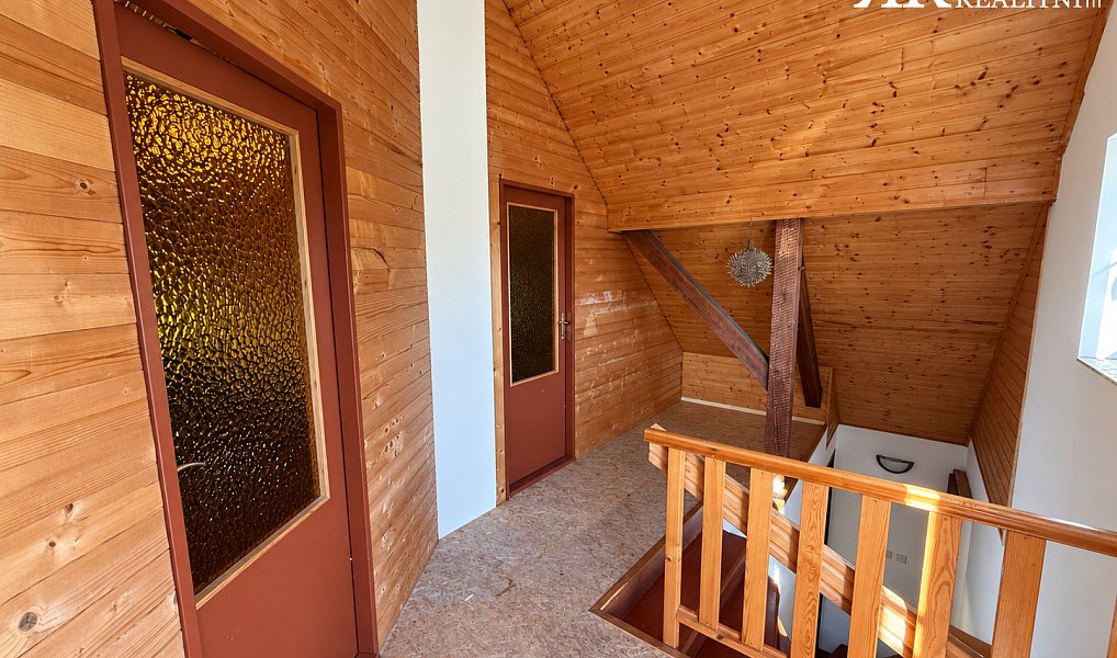Pronájem domu 120 m², Svojetín – náhled fotky 10