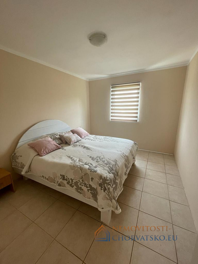 Prodej domu 150 m² s pozemkem 150 m² - Widok 6