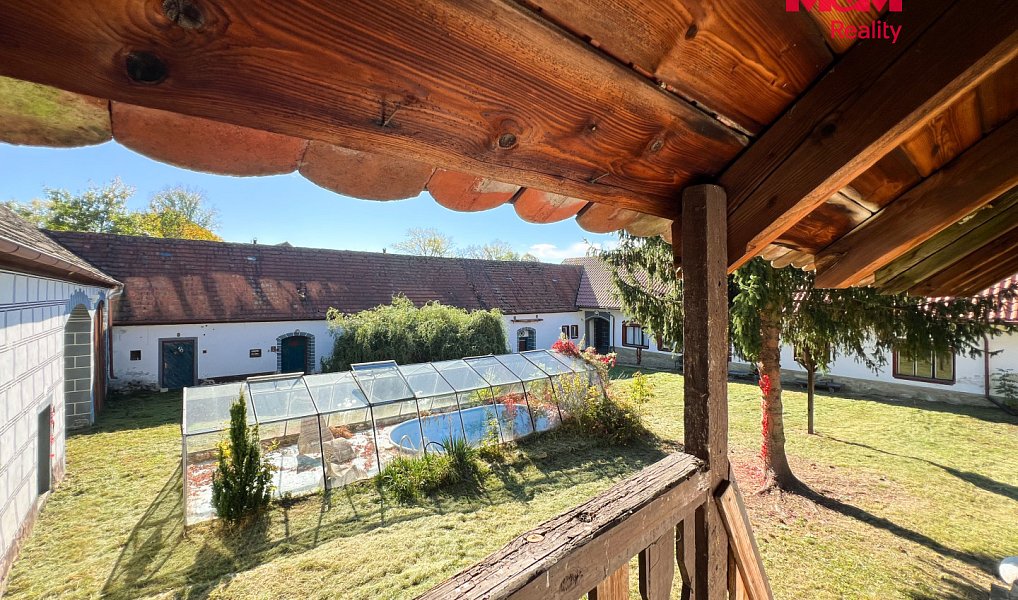 Prodej domu 661 m² s pozemkem 3 842 m², Přešťovice – náhled fotky 6