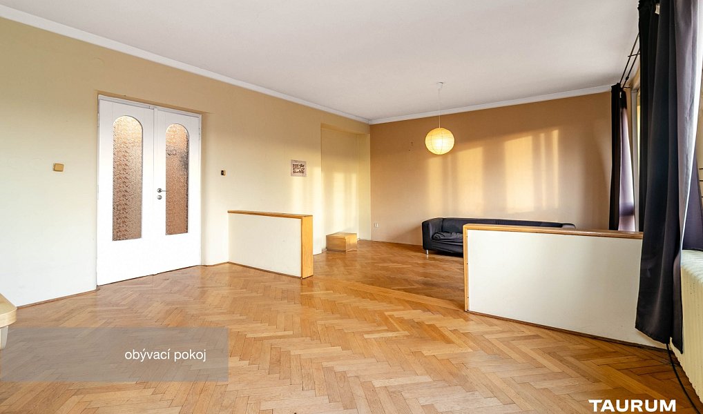 Prodej domu 329 m² s pozemkem 1 052 m², Manětín – náhled fotky 8