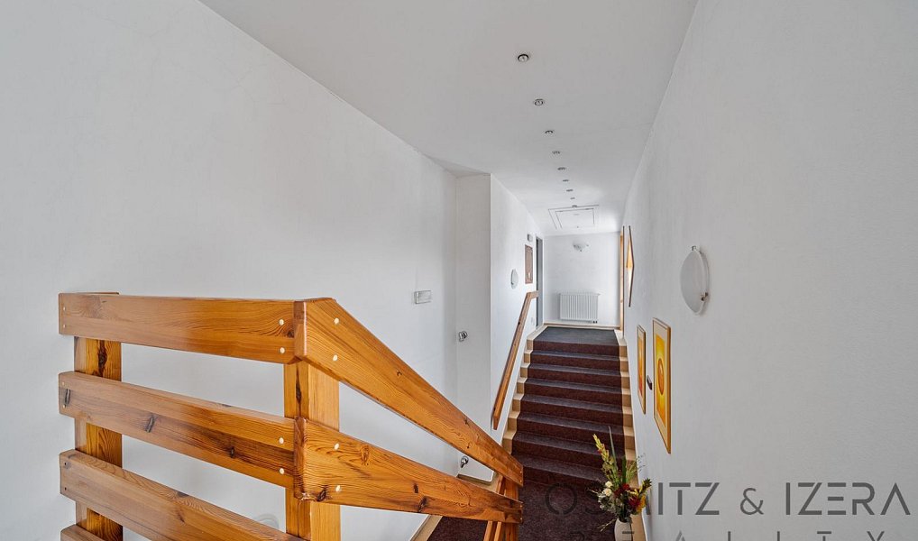 Prodej ubytovacího objektu 890 m², Praha – náhled fotky 28