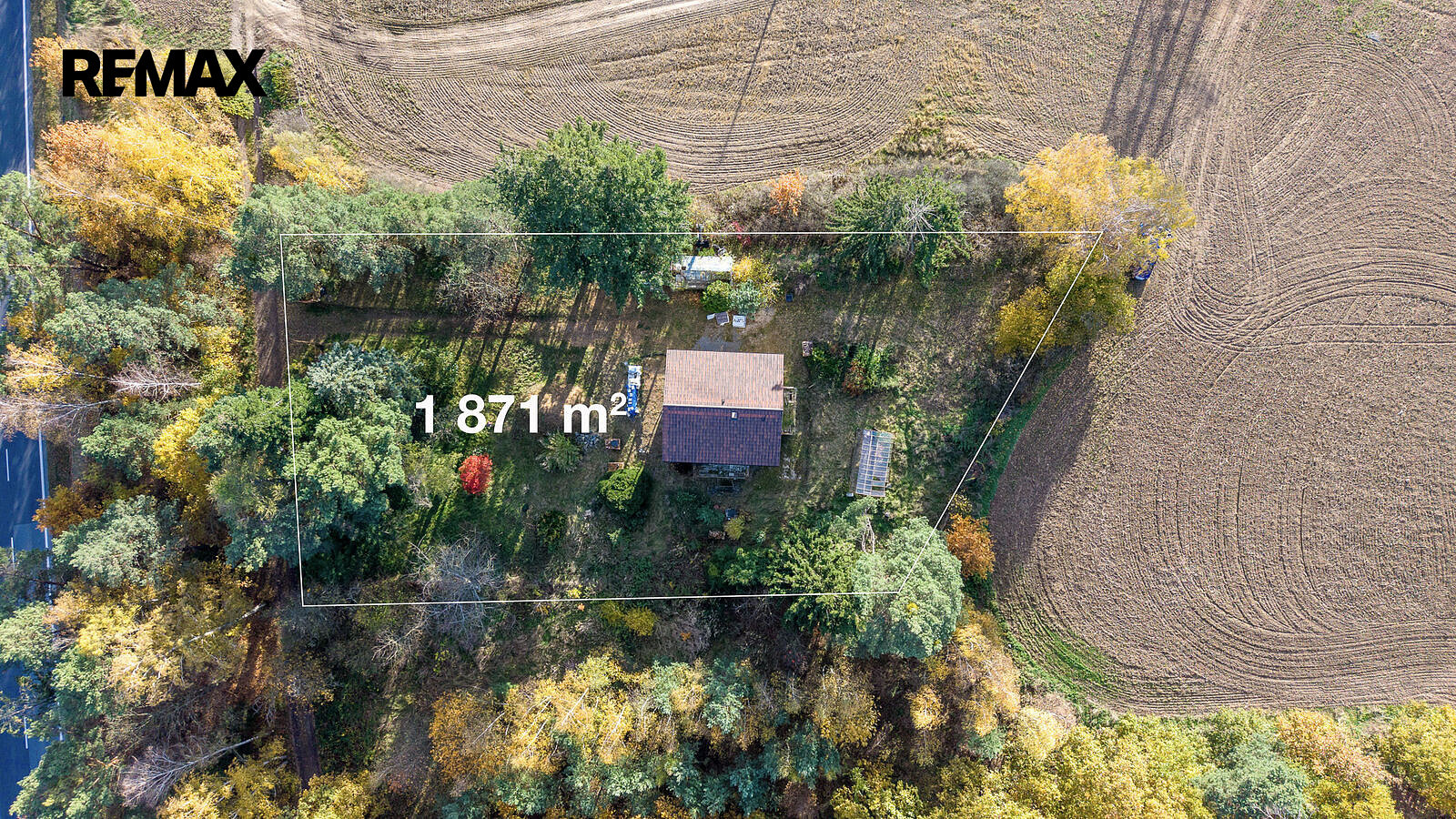 Prodej domu 210 m² s pozemkem 2 055 m² – fotografie 2