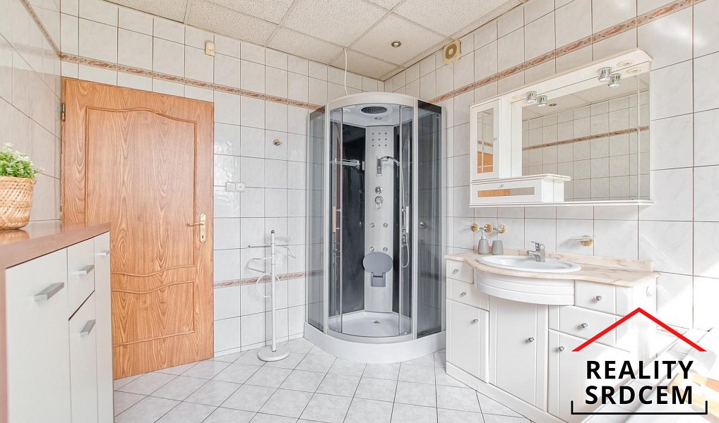 Prodej domu 178 m² s pozemkem 817 m², Karviná – náhled fotky 15
