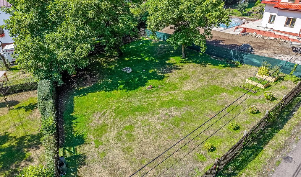 Prodej stavebního pozemku 760 m², Osek – náhled fotky 12
