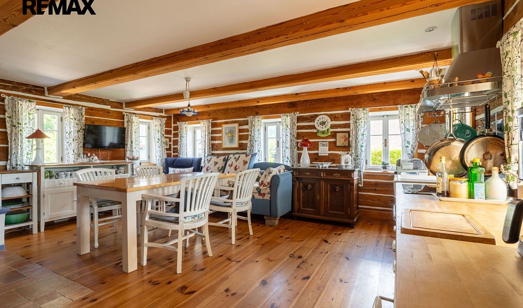 Prodej domu 250 m² s pozemkem 2 004 m², Krompach – náhled fotky 25