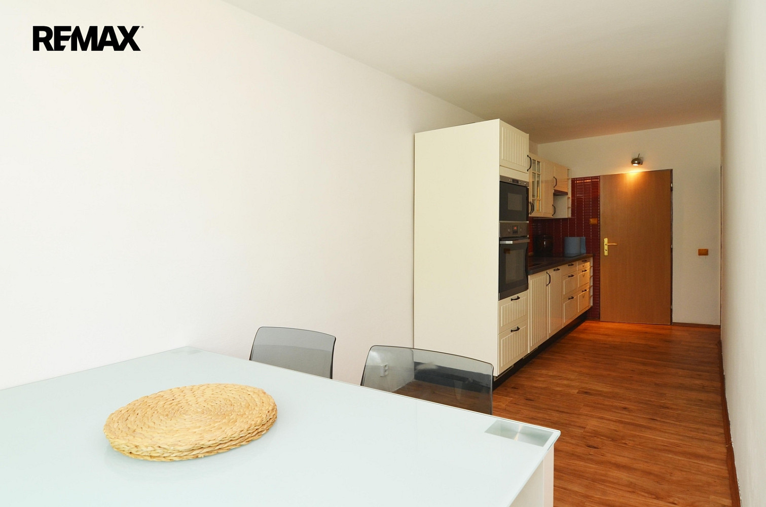 Pronájem bytu 3+1 76 m² — photo 2