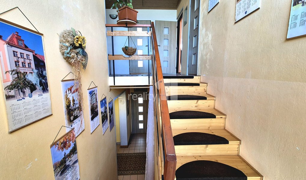 Prodej domu 189 m² s pozemkem 775 m², Aš – náhled fotky 25