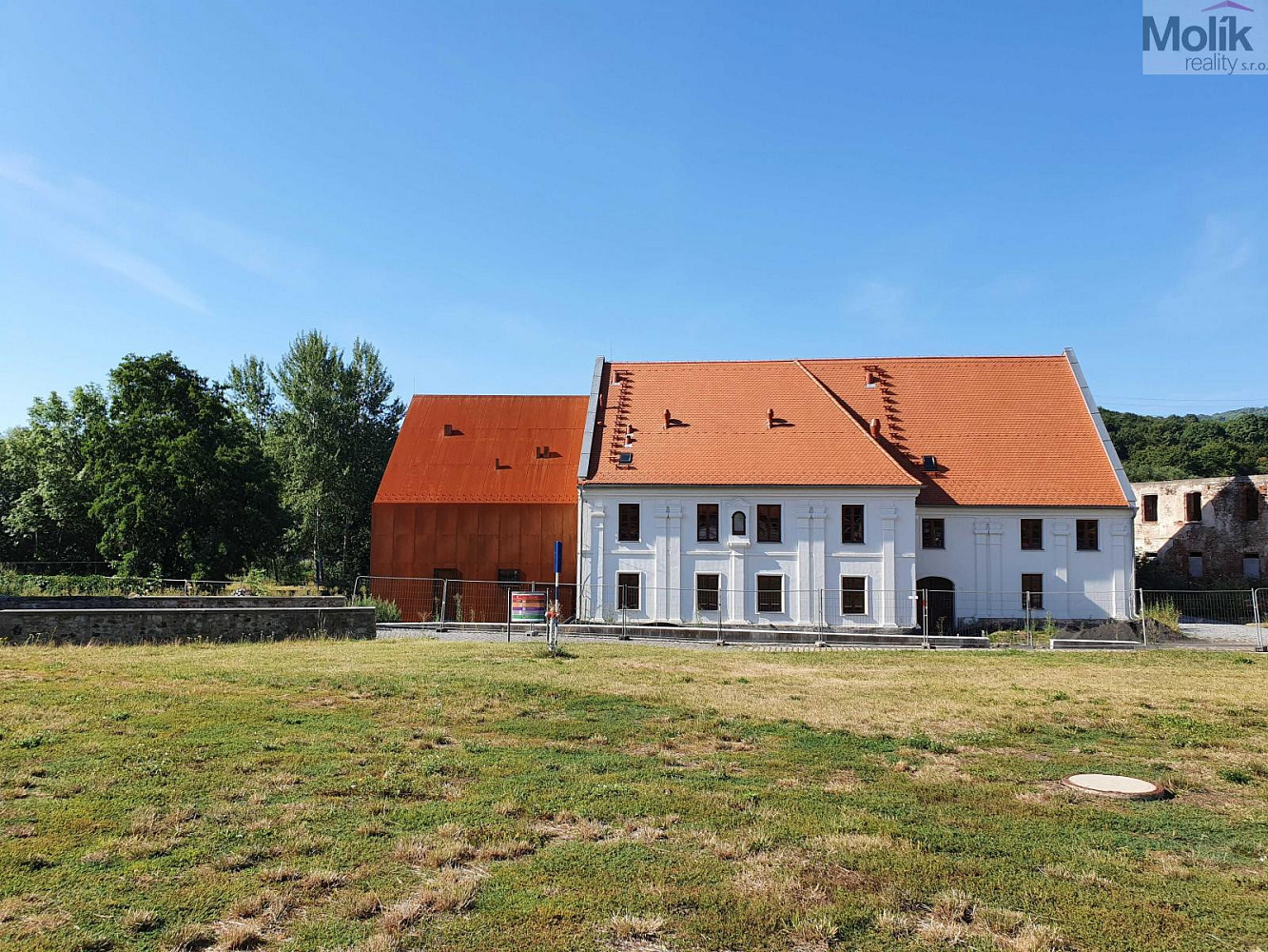 Prodej restaurace 3 313 m²