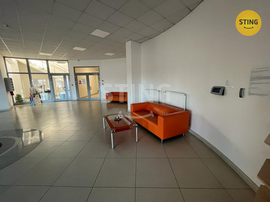 Pronájem kanceláře 107 m² – fotografie 5