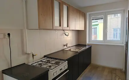 Pronájem bytu 2+1 63 m², Rooseveltova, Znojmo