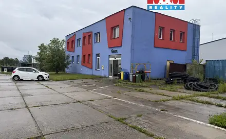 Pronájem obchodních prostor 415 m², U Čápova dvora, Tábor