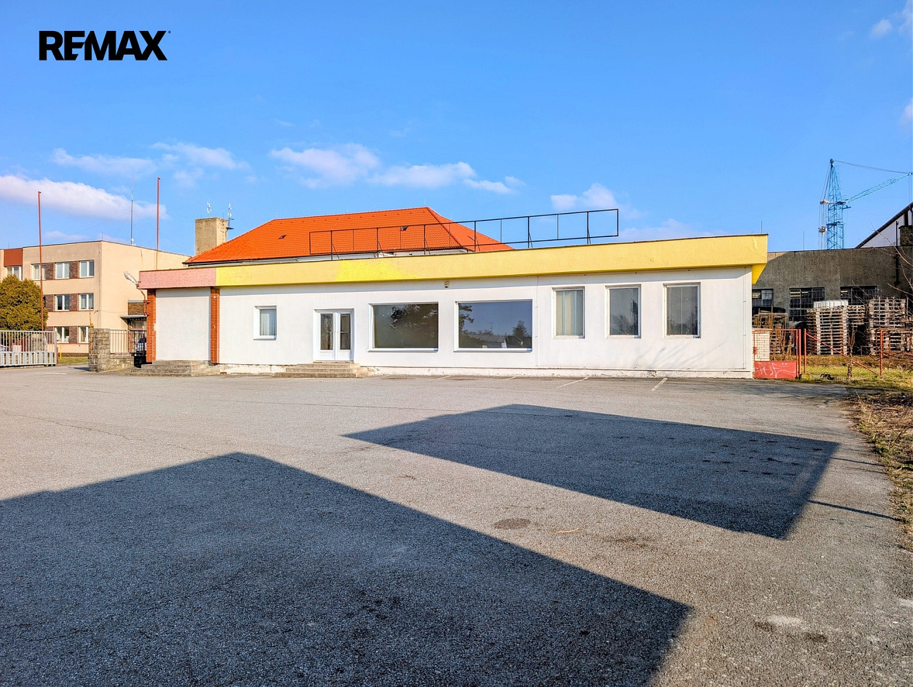 Pronájem obchodních prostor 138 m²