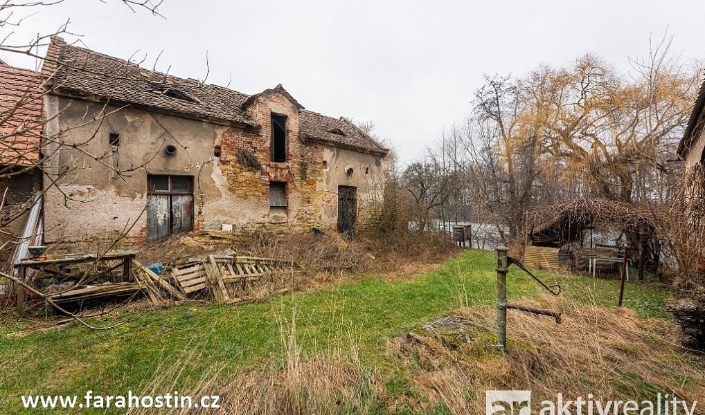 Prodej ubytovacího objektu 420 m², Hostín u Vojkovic – náhled fotky 23