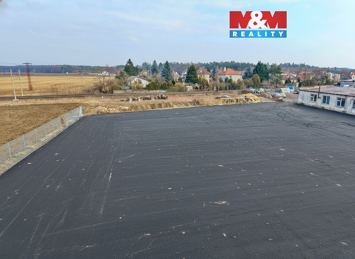 Pronájem pozemku 2 500 m²