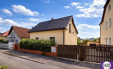 Pronájem domu 174 m² s pozemkem 404 m², Boženy Němcové, Úvaly, okres Praha-východ