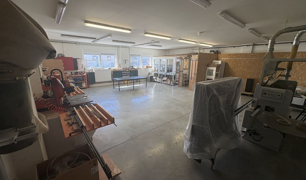 Prodej výrobních prostor 215 m², Vimperk – náhled fotky 5