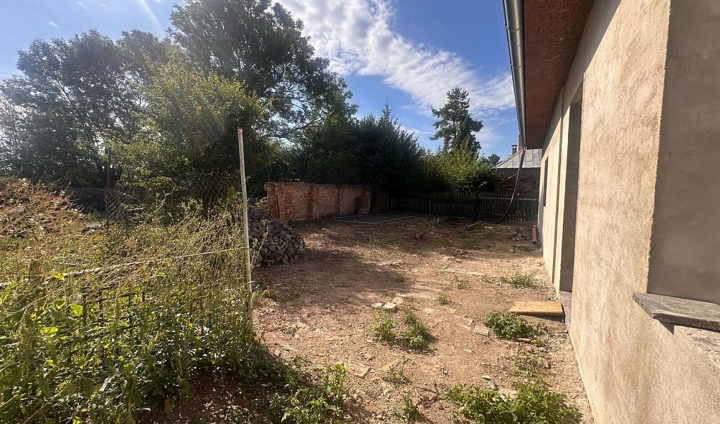 Prodej domu 230 m² s pozemkem 550 m², Lkáň – náhled fotky 3