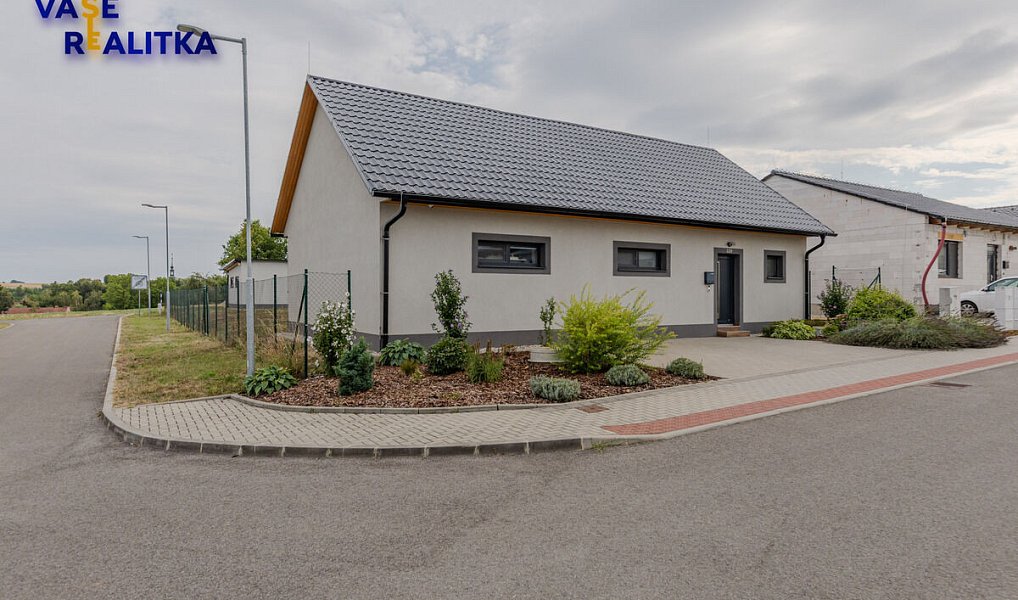 Prodej domu 153 m² s pozemkem 943 m², Pivín – náhled fotky 2