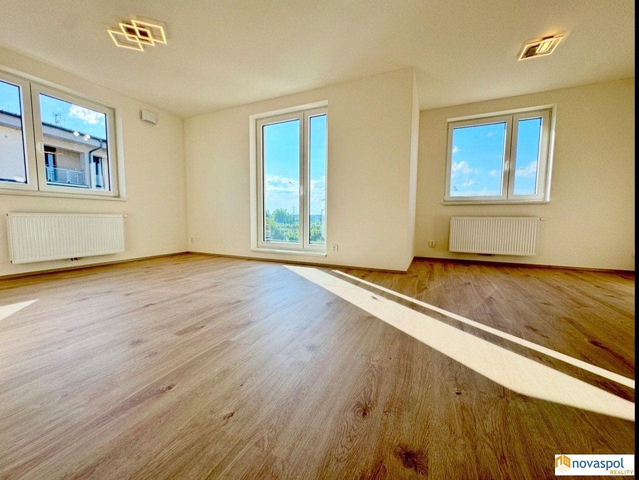 Pronájem bytu 2+kk 61 m²