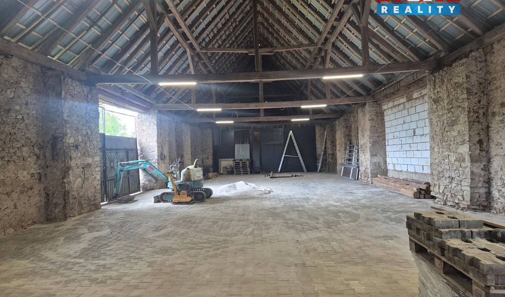 Pronájem skladovacích prostor 350 m², Bykoš – náhled fotky 4