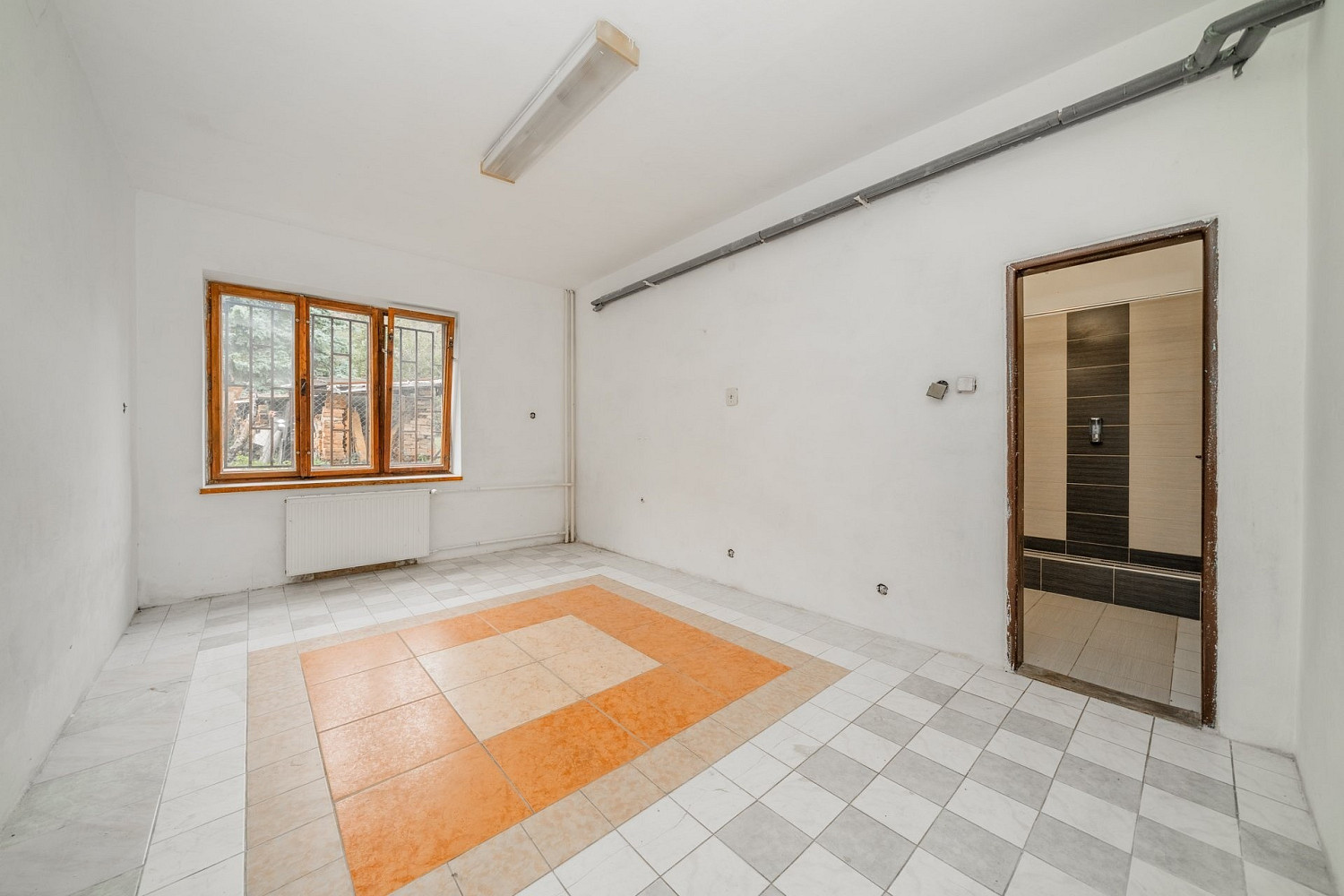 Prodej domu 208 m² s pozemkem 1 390 m² – pohled 3