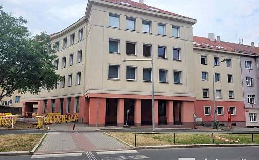Pronájem bytu 3+1 84 m², Na Dionysce, Praha 6 - Dejvice