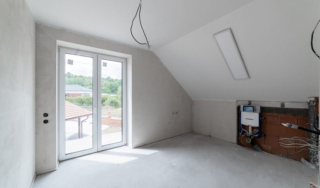 Prodej domu 218 m² s pozemkem 1 043 m², Stará Huť – náhled fotky 25