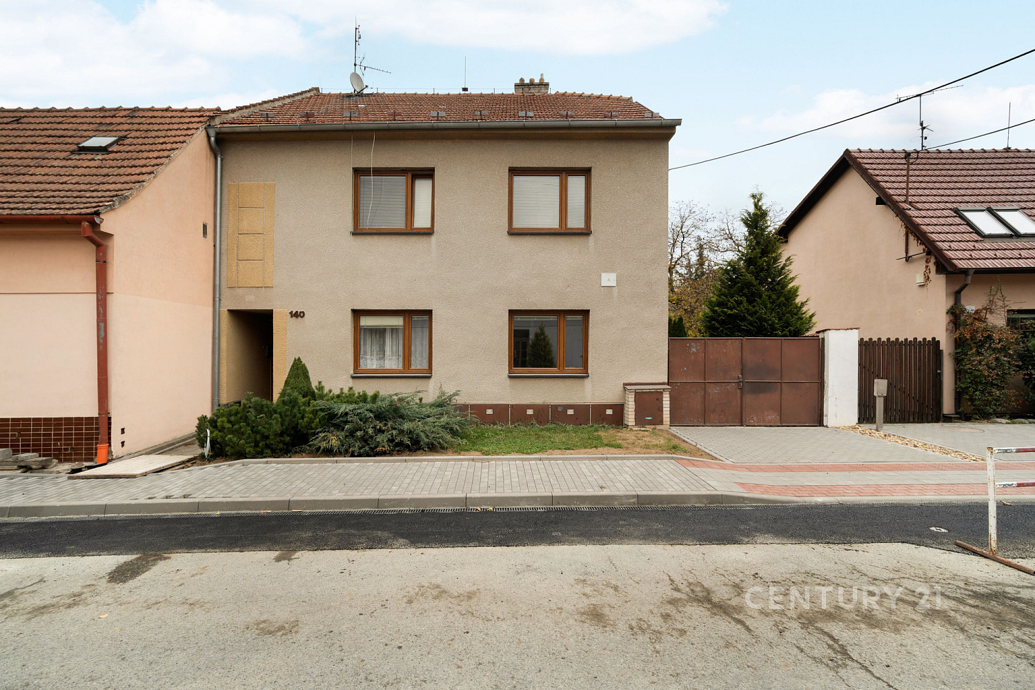 Prodej domu 215 m² s pozemkem 946 m² – fotografie 4