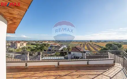 Prodej bytu 4+kk 117 m², Ortona, Province of Chieti, Itálie