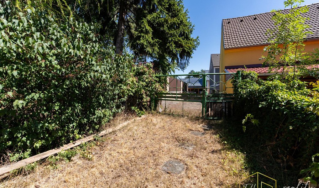 Prodej domu 250 m² s pozemkem 1 848 m², Modlany – náhled fotky 8