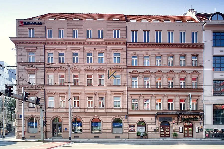 Pronájem kanceláře 123 m² – fotografie 3