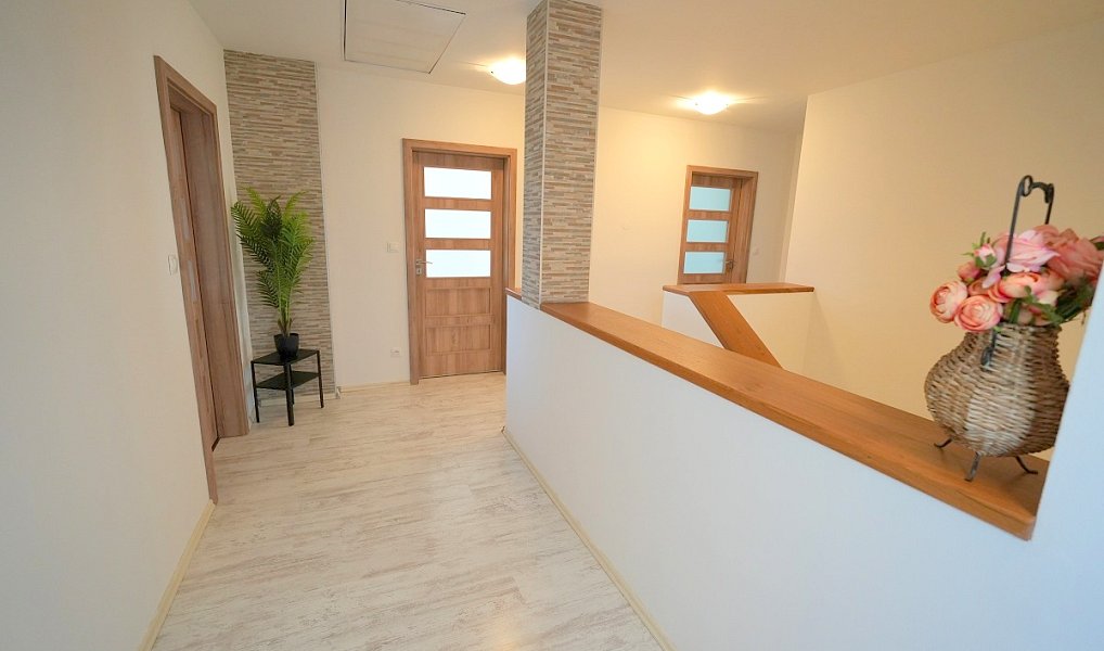 Prodej domu 246 m² s pozemkem 1 264 m², Libeř – náhled fotky 21