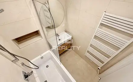 Prodej bytu 2+kk 57 m², náměstí Republiky, Uherské Hradiště