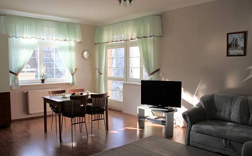Prodej bytu 3+kk 64 m², Petřín, Karlovy Vary