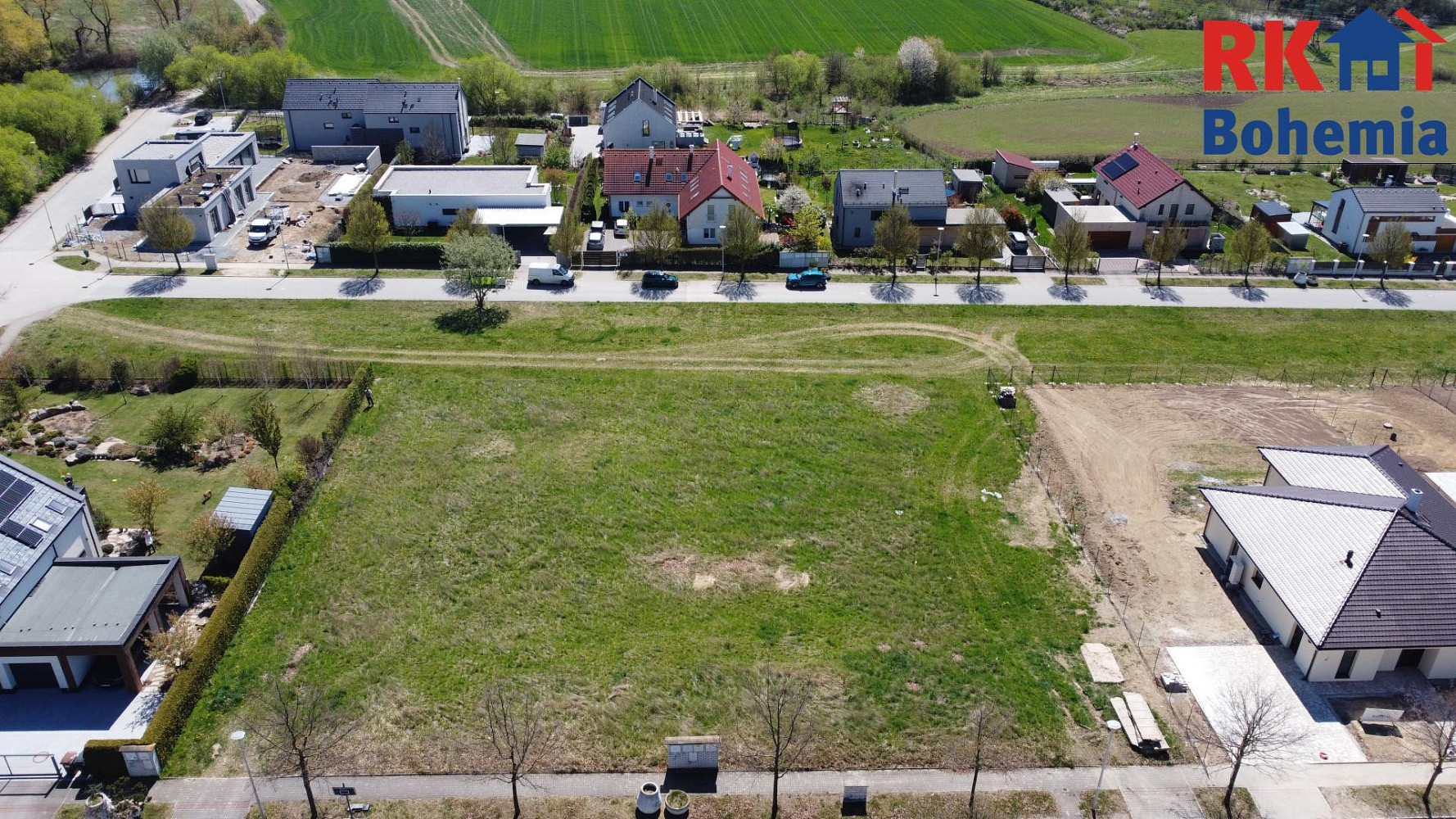 Prodej stavebního pozemku 1 193 m² – fotografie 2