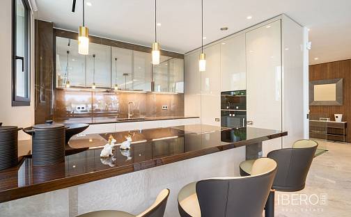 Prodej bytu 6+kk 367 m², Marbella, Španělsko