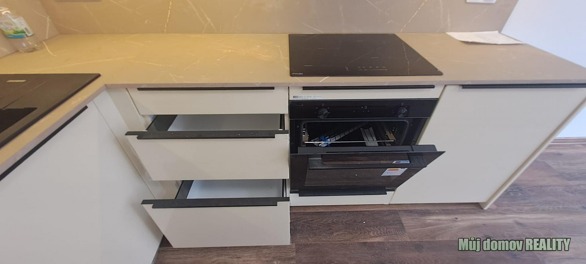 Pronájem bytu 3+kk 65 m² – fotografie 3