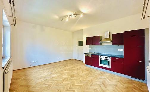 Pronájem bytu 2+kk 50 m², Dr. Ed. Beneše, Sušice - Sušice III, okres Klatovy
